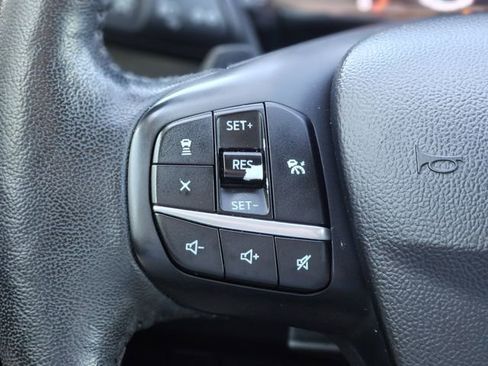 Used 2020 Ford Escape SEL image 17