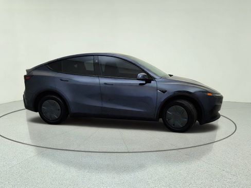 Used 2026 Tesla Model Y Long Range AWD/4WD image 6