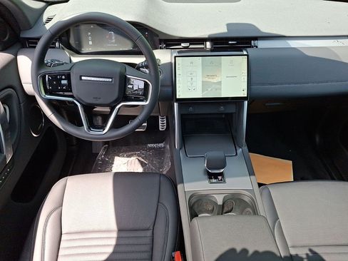 New 2026 Land Rover Discovery Sport Landmark AWD/4WD image 10