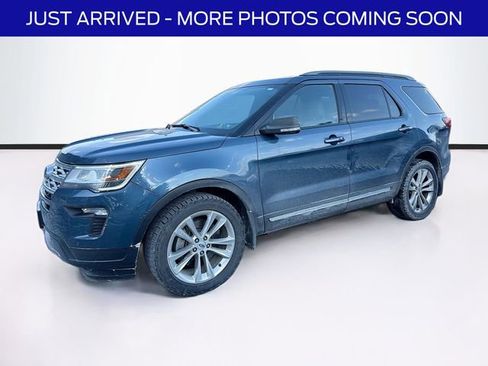 Certified 2019 Ford Explorer XLT w/ Equipment Group 201A image 3