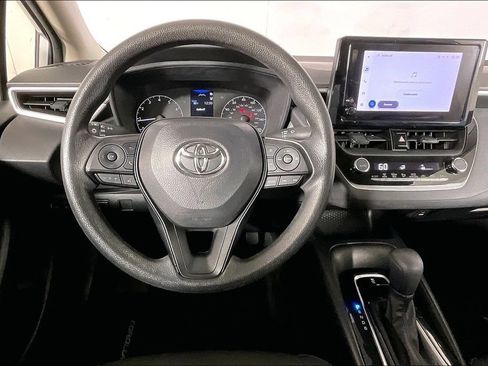 Used 2024 Toyota Corolla LE FWD image 4