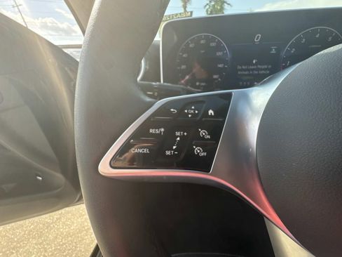 Used 2025 Mercedes-Benz C 300 Sedan image 23