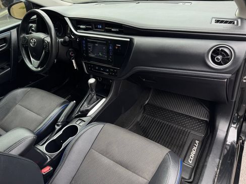 Used 2017 Toyota Corolla SE w/ Carpet Mat Package (TMS) FWD image 21