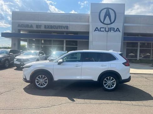 Used 2025 Honda CR-V EX image 1