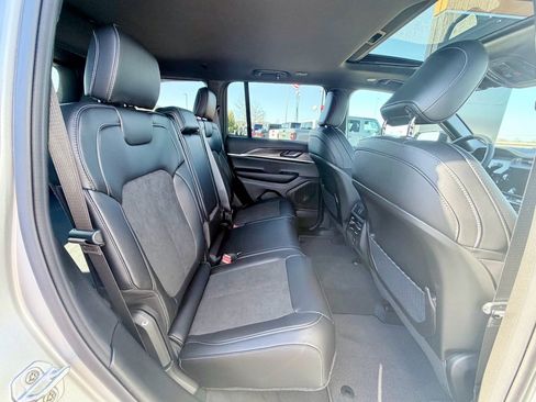 New 2026 Jeep Grand Cherokee Altitude RWD image 20