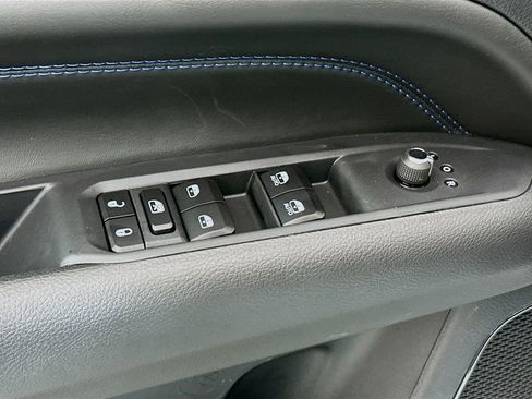 New 2026 Jeep Compass Latitude image 17