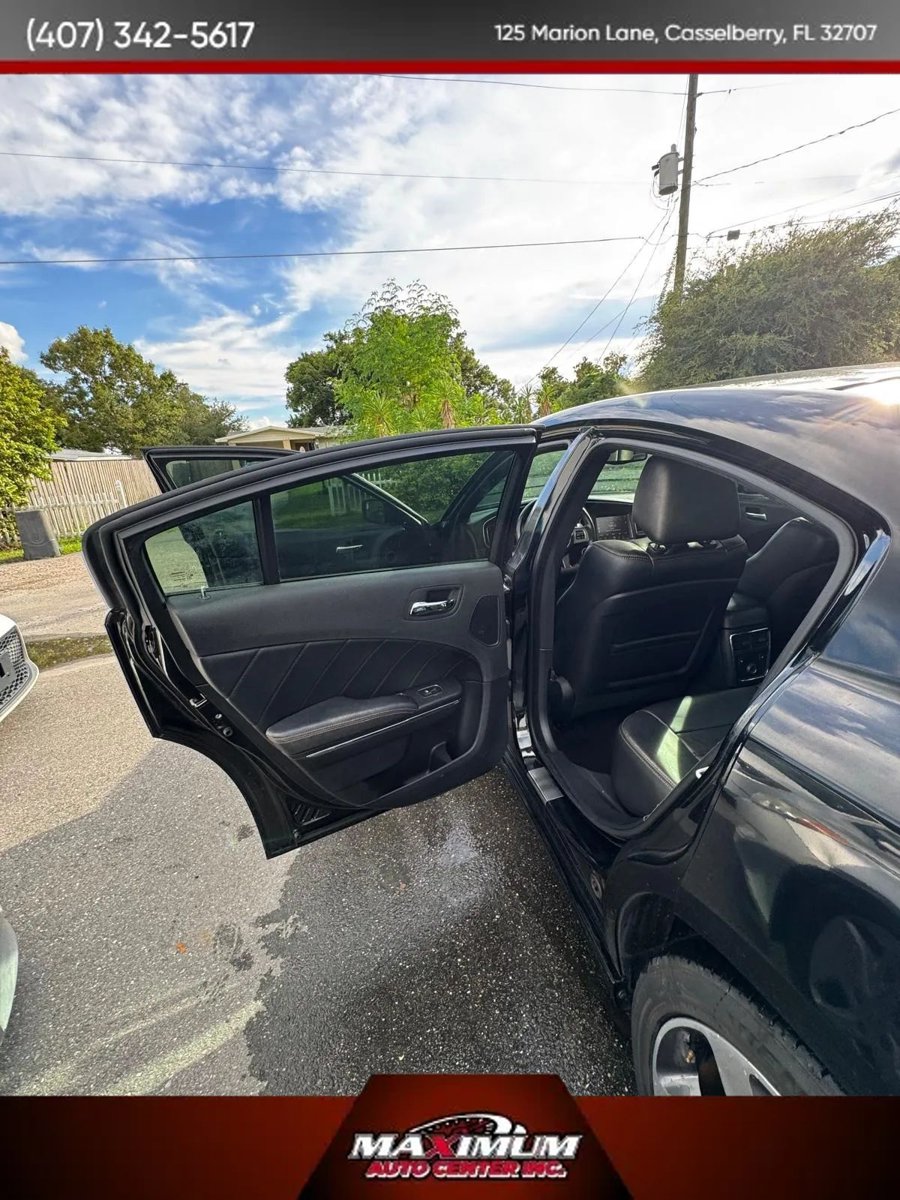 Used 2014 Dodge Charger R/T RWD image 13