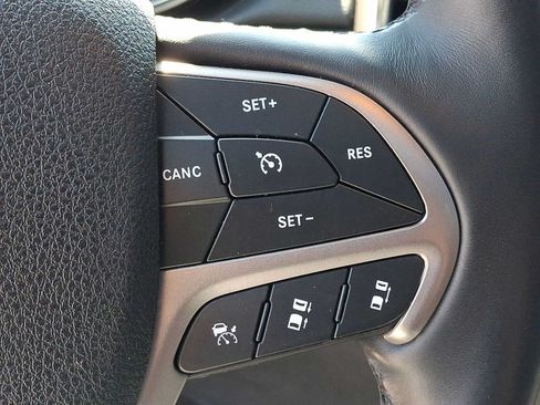 Used 2018 Jeep Grand Cherokee High Altitude AWD/4WD image 24