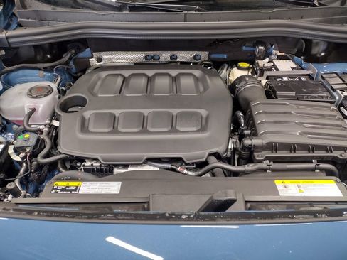 New 2026 Volkswagen Tiguan SE image 7