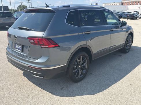 Certified 2023 Volkswagen Tiguan SE FWD image 6