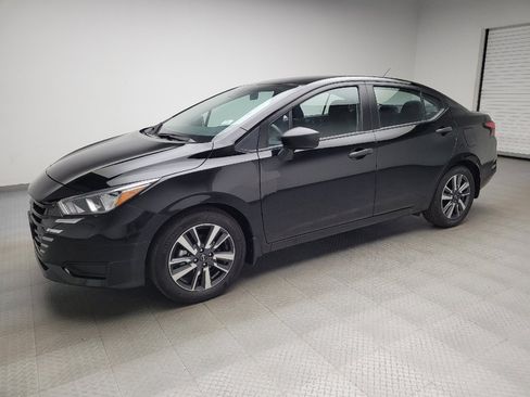 Used 2024 Nissan Versa S w/ S Plus Package FWD image 2