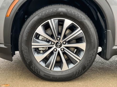 Certified 2025 INFINITI QX60 Pure image 23