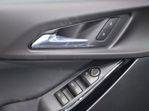 New 2026 Chevrolet Equinox LT w/ Convenience Package II image 14