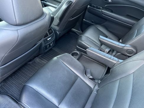 Used 2020 Honda Pilot Elite image 4