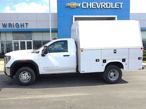 New 2026 GMC Sierra 3500 Pro w/ Convenience Package AWD/4WD image 2