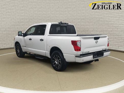 Certified 2024 Nissan Titan SV w/ SV Convenience Package AWD/4WD image 7