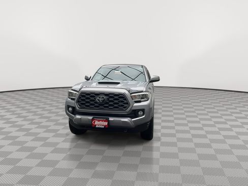 Used 2021 Toyota Tacoma TRD Sport w/ Technology Package image 31