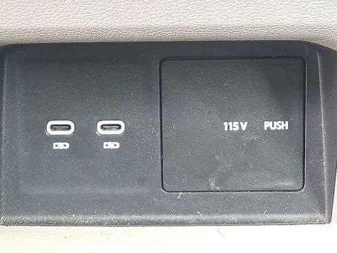 Used 2022 Volkswagen Atlas SE AWD/4WD image 17