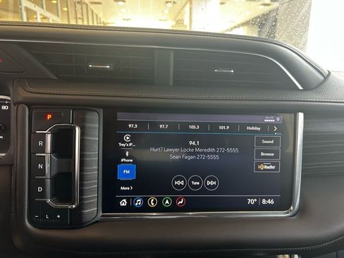 Used 2021 GMC Yukon XL Denali image 11