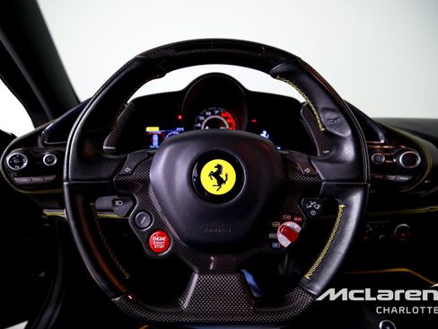 Used 2017 Ferrari 488 GTB RWD image 12