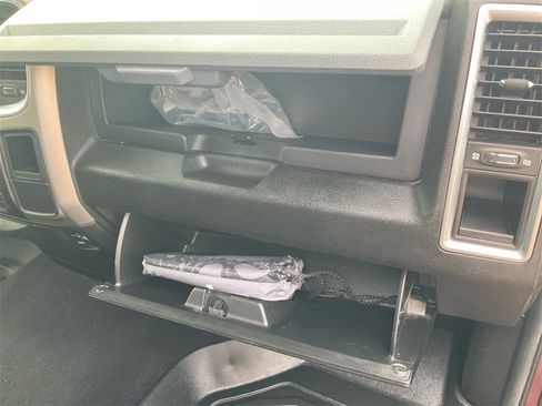 Used 2019 RAM 1500 Classic Warlock image 18