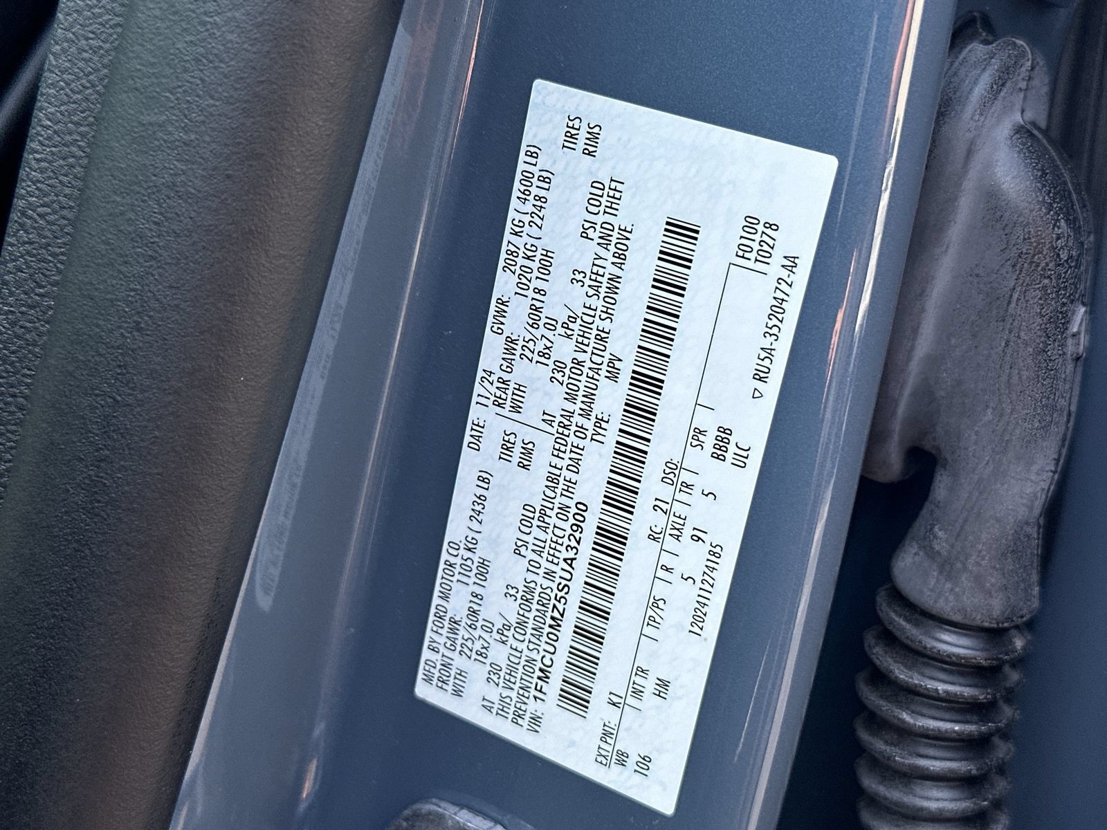 Used 2025 Ford Escape ST-Line w/ Equipment Group 301A FWD image 35