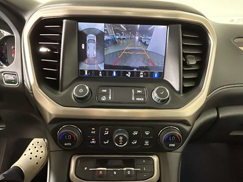 Used 2023 GMC Acadia Denali w/ Black Diamond Edition AWD/4WD image 28