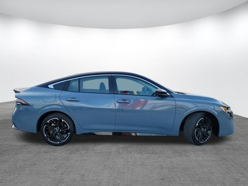 New 2026 Nissan Sentra SR FWD image 4