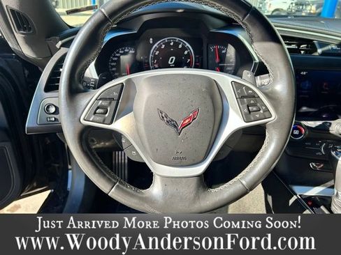 Used 2015 Chevrolet Corvette Stingray Coupe image 9