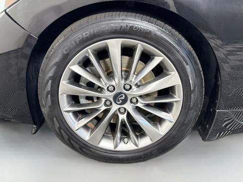 Used 2019 INFINITI Q50 Luxe w/ Cargo Package (L96) RWD image 38