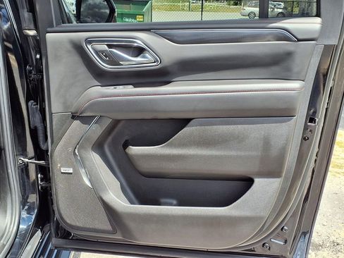 Used 2024 Chevrolet Suburban RST w/ Luxury Package AWD/4WD image 14
