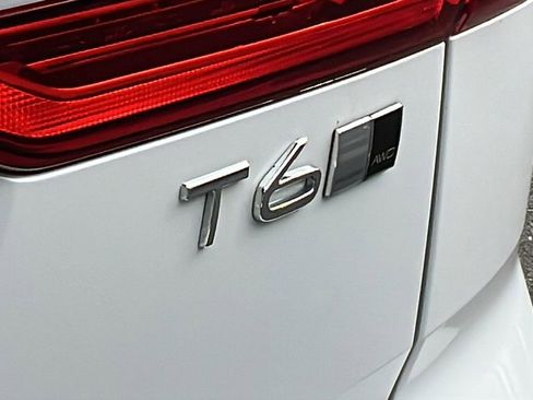 Used 2020 Volvo XC60 T6 Inscription w/ Protection Package Premier image 19