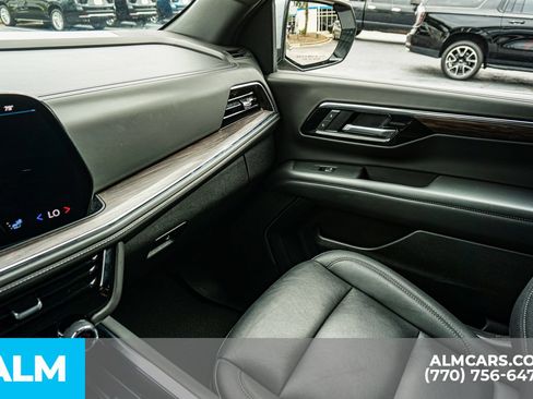 Used 2025 Chevrolet Tahoe LT AWD/4WD image 45