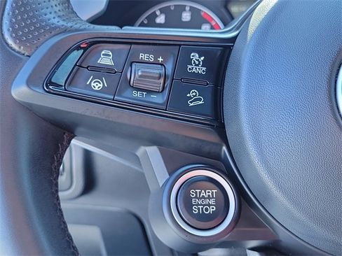 Used 2023 Alfa Romeo Stelvio Veloce image 28