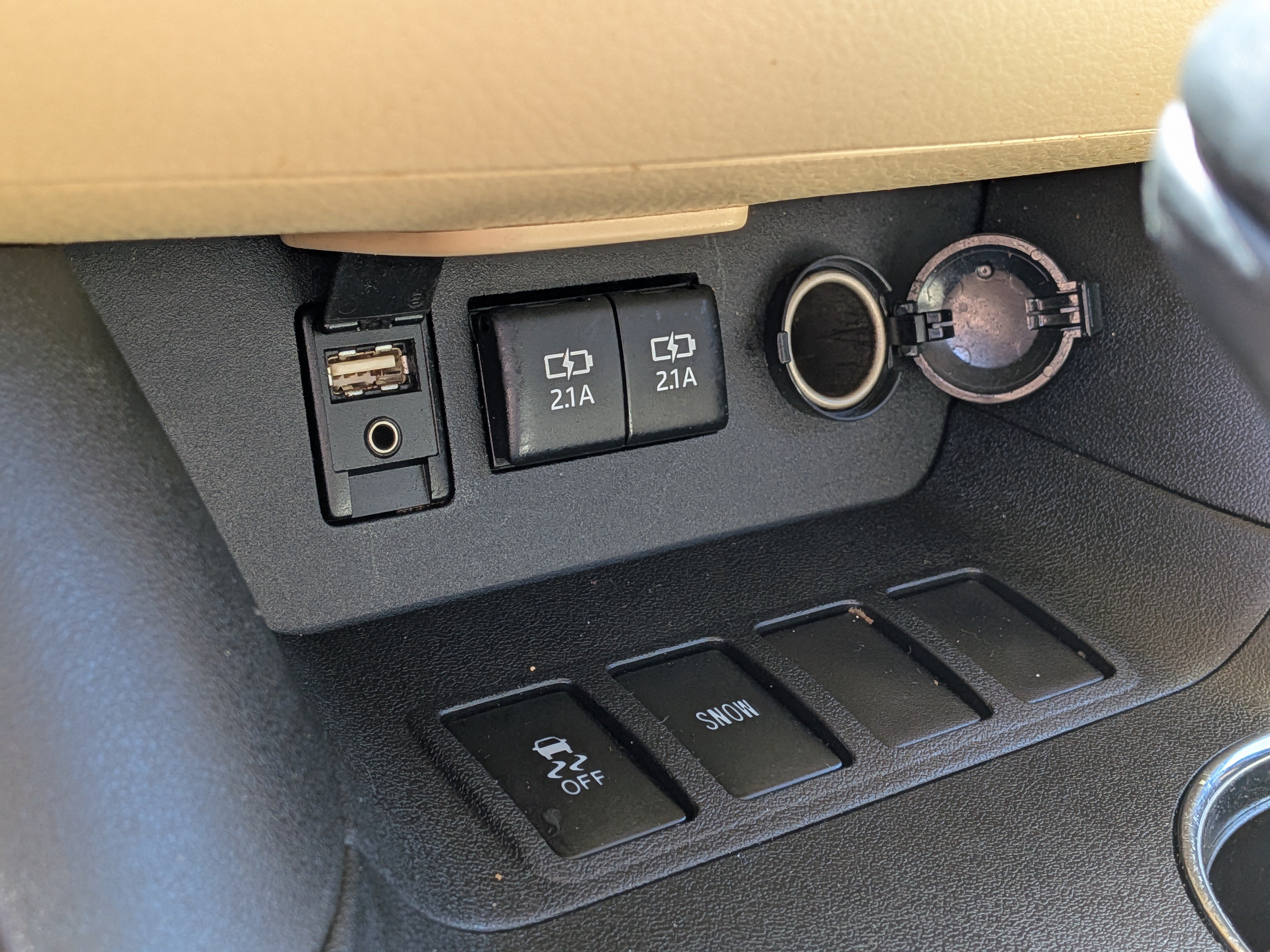 Used 2017 Toyota Highlander XLE FWD image 31