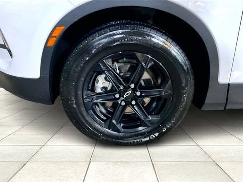 Used 2024 Chevrolet Blazer LT w/ Midnight/Sport Edition AWD/4WD image 9