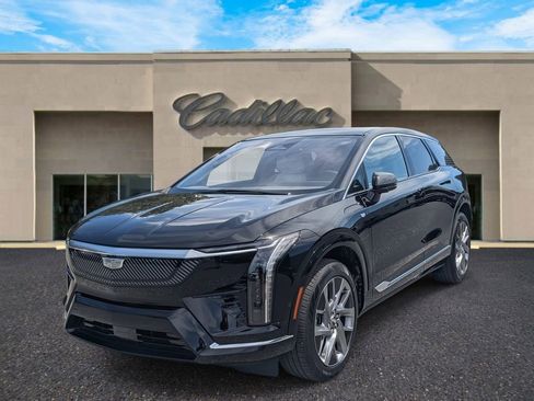 New 2025 Cadillac Optiq Luxury 1 image 7