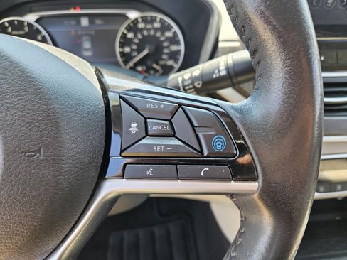 Used 2023 Nissan Altima 2.5 SL AWD/4WD image 26