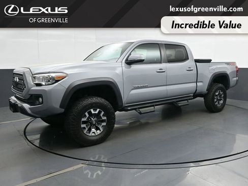 Used 2019 Toyota Tacoma TRD Off-Road AWD/4WD image 4