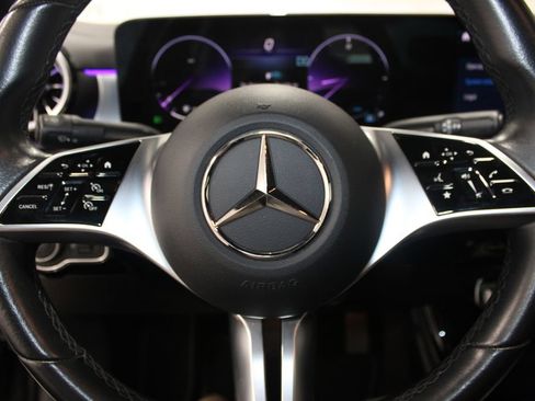 Used 2025 Mercedes-Benz CLA 250 image 29