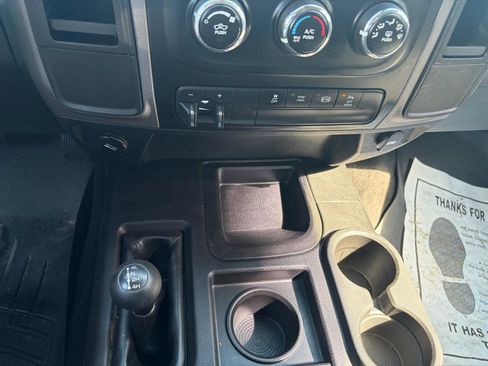 Used 2016 RAM 2500 Tradesman w/ Chrome Appearance Group AWD/4WD image 31