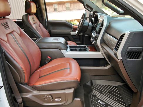 Used 2022 Ford F250 King Ranch w/ King Ranch Ultimate Package AWD/4WD image 45