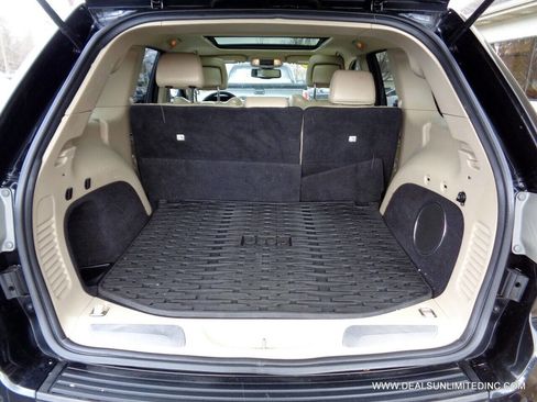 Used 2013 Jeep Grand Cherokee Limited image 21