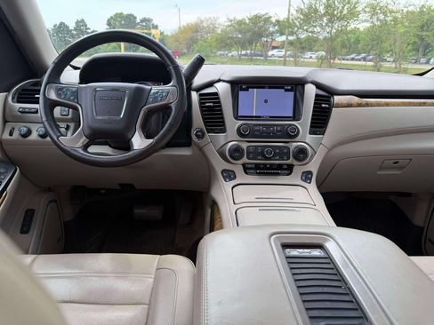 Used 2017 GMC Yukon XL Denali w/ Open Road Package AWD/4WD image 16