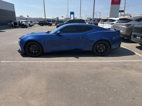 Used 2020 Chevrolet Camaro SS image 8