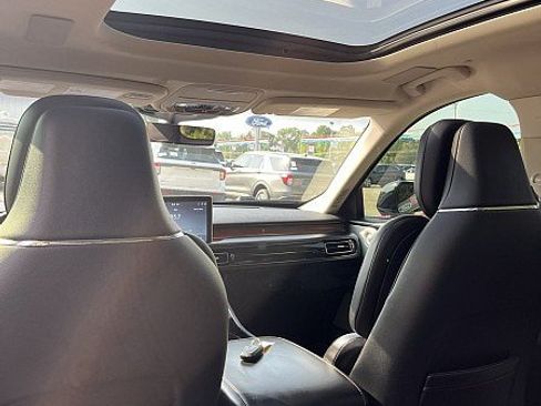 Used 2020 Lincoln Aviator Reserve w/ Equipment Group 202A AWD/4WD image 17