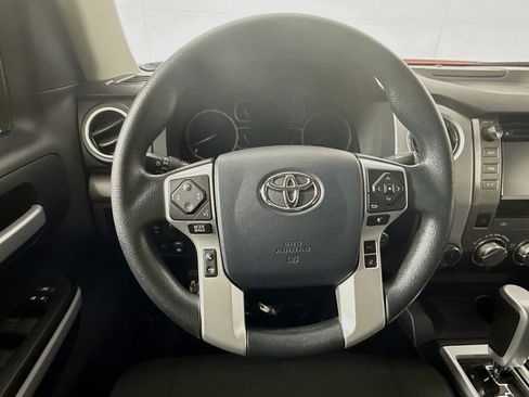 Used 2018 Toyota Tundra SR5 w/ SR5 Upgrade Package image 12