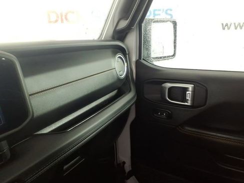 Used 2024 Jeep Wrangler Sahara w/ Dual Top Group image 25