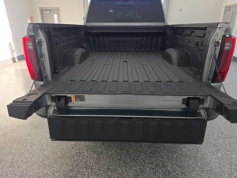 Used 2024 GMC Sierra 2500 Denali Ultimate w/ Max Trailering Package image 23