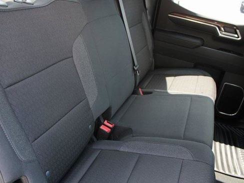 New 2026 Chevrolet Silverado 1500 LT image 8